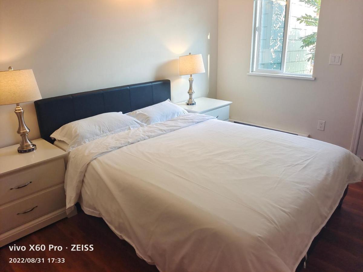 Romantic Homestay Coquitlam Zewnętrze zdjęcie